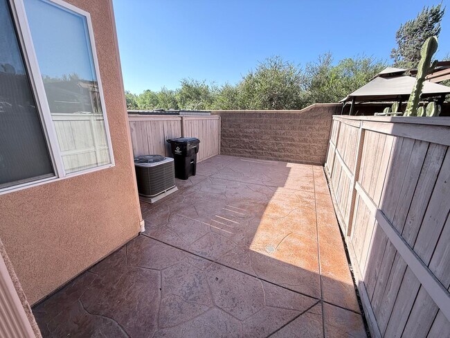 1653 Irwin St Chula Vista, CA 91913 photo 2