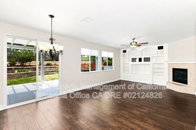 38429 Clearbrook Dr Murrieta, CA 92563 photo 3