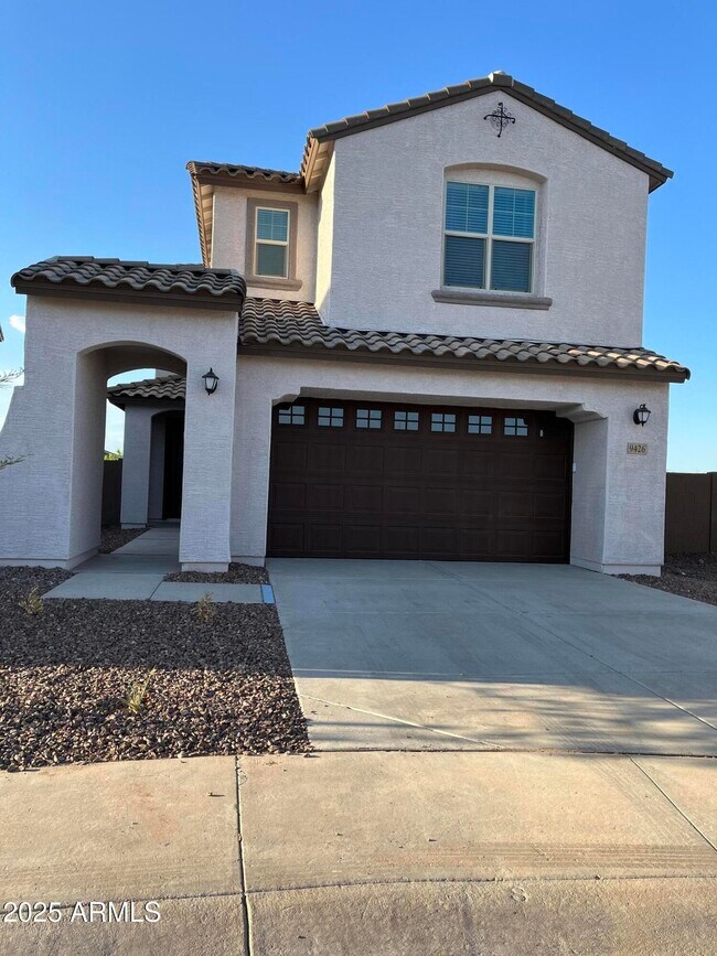 9426 W Sells Dr Phoenix, AZ 85037 photo 2