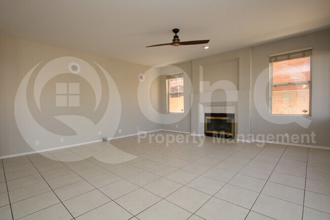 6092 W Linda Ln Chandler, AZ 85226 photo 3
