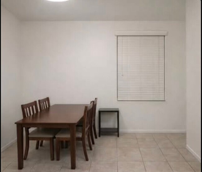 25143 W Maldonado Dr Buckeye, AZ 85326 photo 3