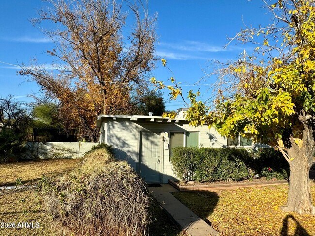514 W 13th St Tempe, AZ 85281 photo 2