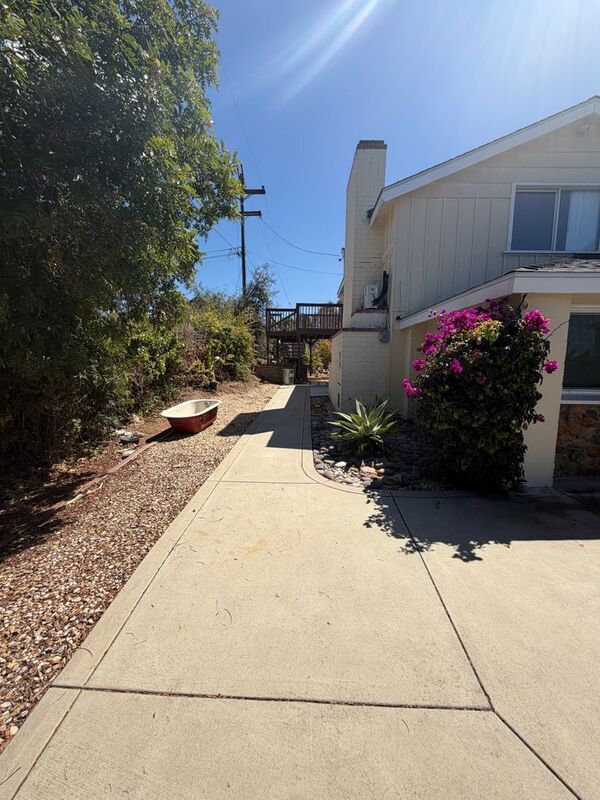 338 S Melrose Dr Vista, CA 92081 photo 5