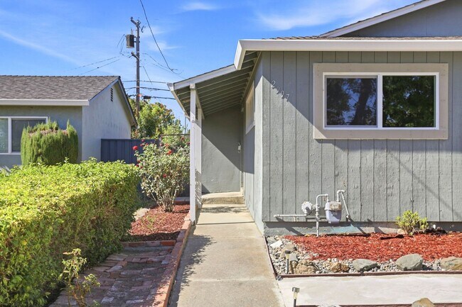 2997 Gay Ave San Jose, CA 95127 photo 4