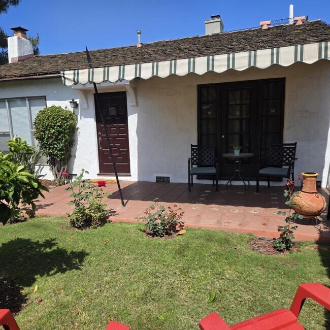 676 J Ave Coronado, CA 92118 photo 3