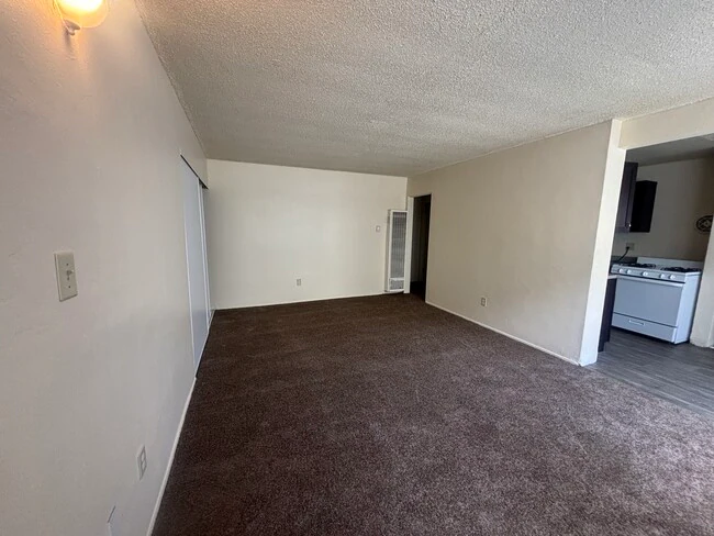 Island Gardens Apartments - Affordable photo 2