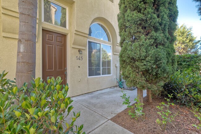 3726 Mykonos Ln photo 2