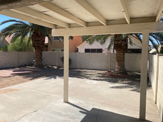 1525 E Campbell Ave Gilbert, AZ 85234 photo 5