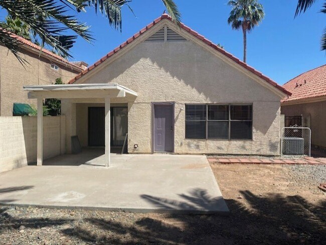 1525 E Campbell Ave Gilbert, AZ 85234 photo 2