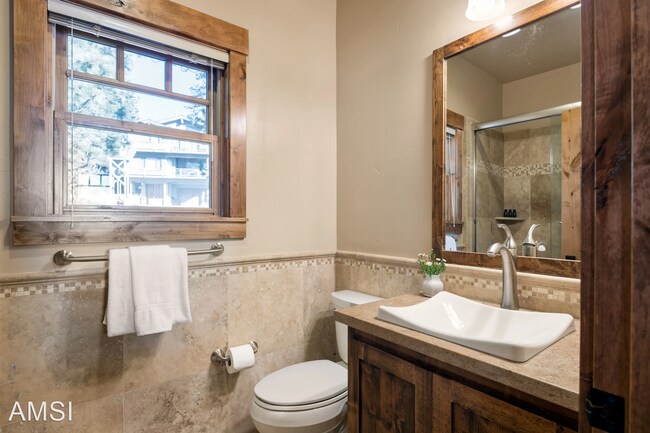 7137 N Lake Blvd Tahoe Vista, CA 96148 photo 2