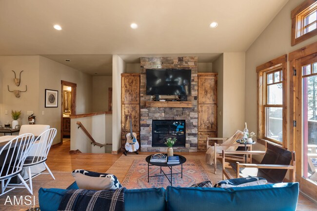 7137 N Lake Blvd Tahoe Vista, CA 96148 photo 4