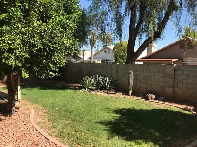 149 W Gary Way Gilbert, AZ 85233 photo 2