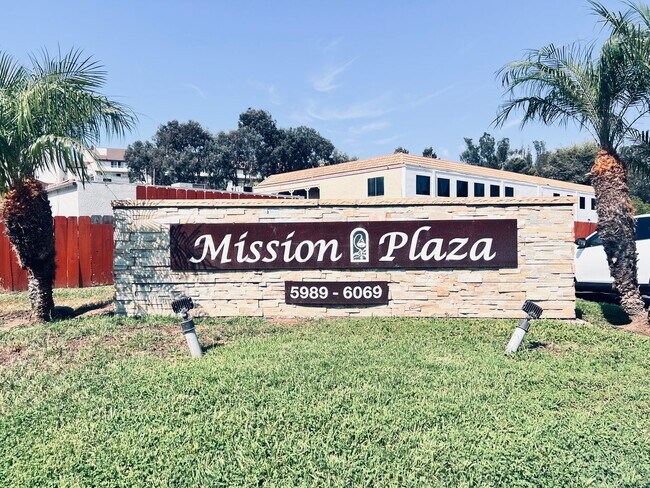 10699 San Diego Mission Rd San Diego, CA 92108 photo 2