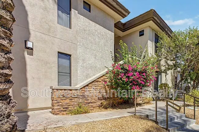 6900 E Princess Dr Phoenix, AZ 85054 photo 2