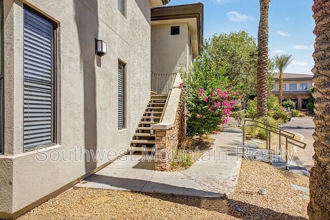6900 E Princess Dr Phoenix, AZ 85054 photo 3