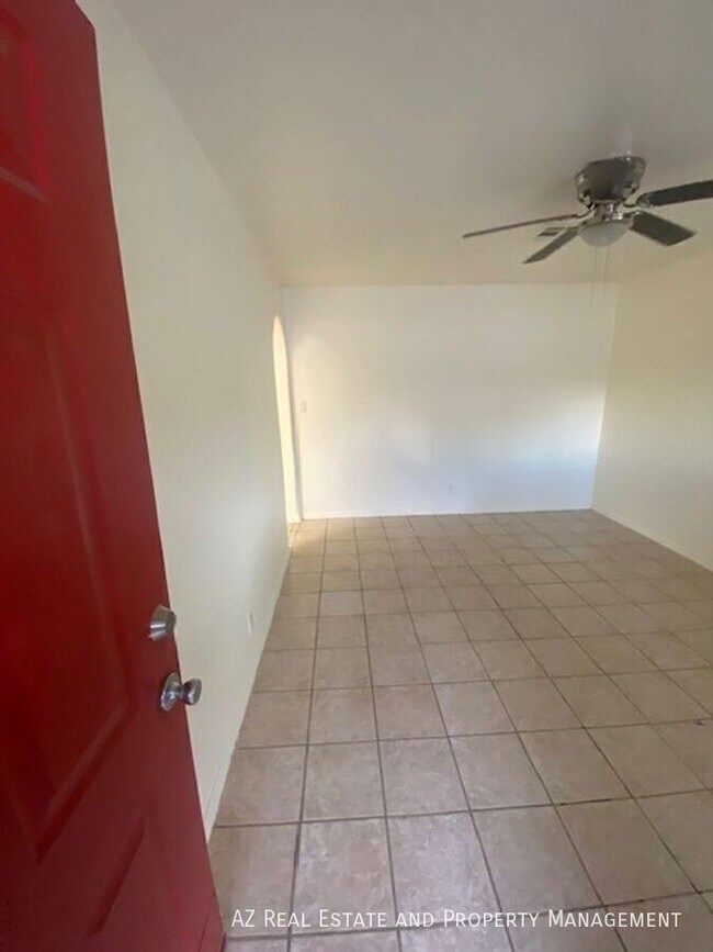 10648 N 15th Ave Phoenix, AZ 85029 photo 3