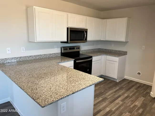 241 S Apache Ave Eloy, AZ 85131 photo 5