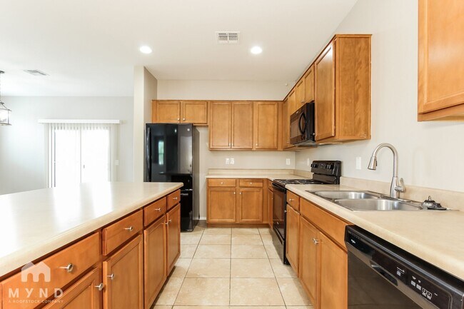 7340 W Preston Ln photo 3