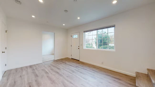 1006 Tilton Ave San Mateo, CA 94401 photo 5