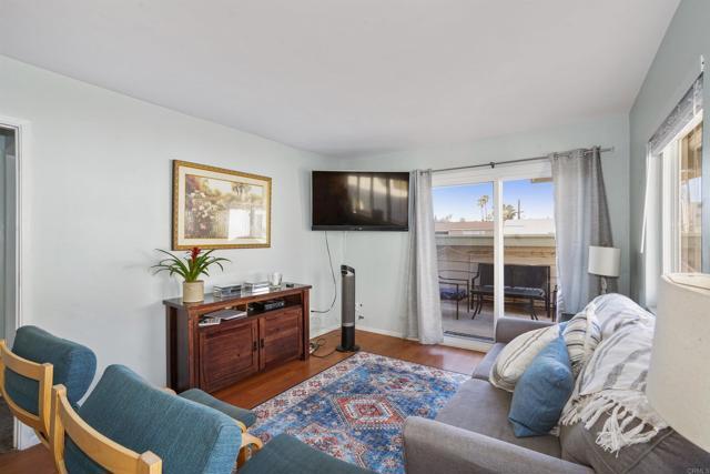 3492 Bayside Ln San Diego, CA 92109 photo 4