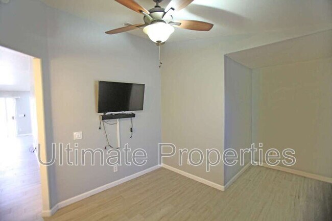 20622 N 102nd Ln Peoria, AZ 85382 photo 4