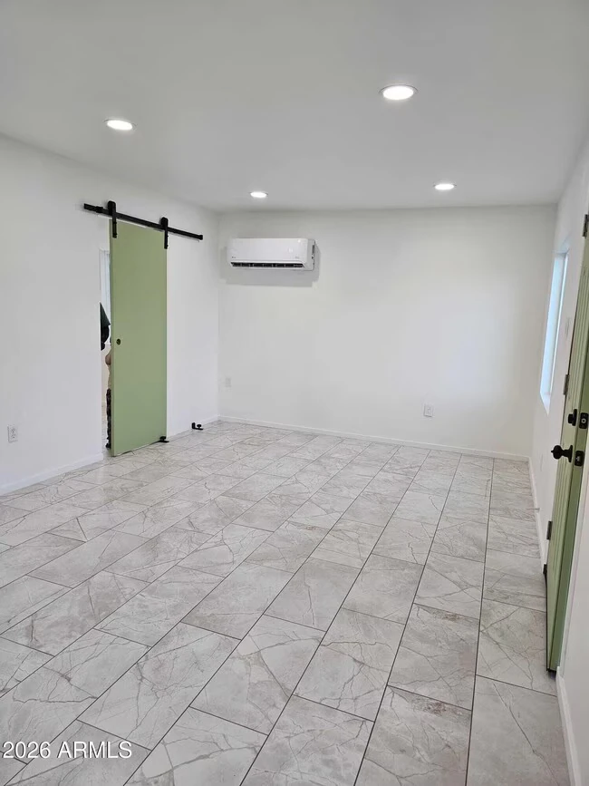8375 W Madison St Peoria, AZ 85345 photo 3