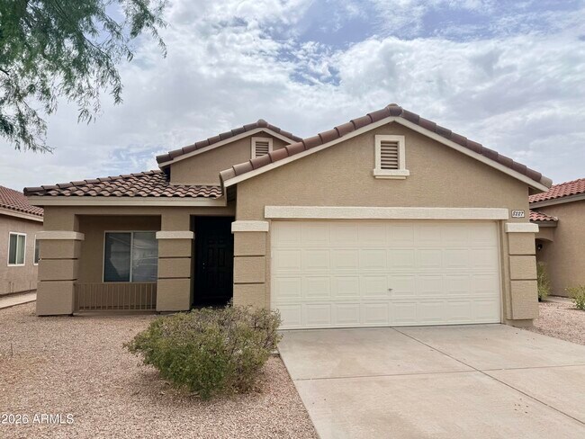 8227 E Osage Ave photo 2