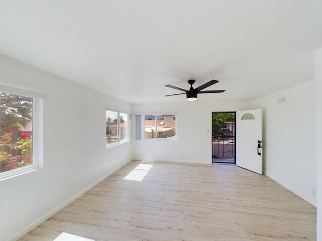 6715-6717 N Elman St San Diego, CA 92111 photo 5