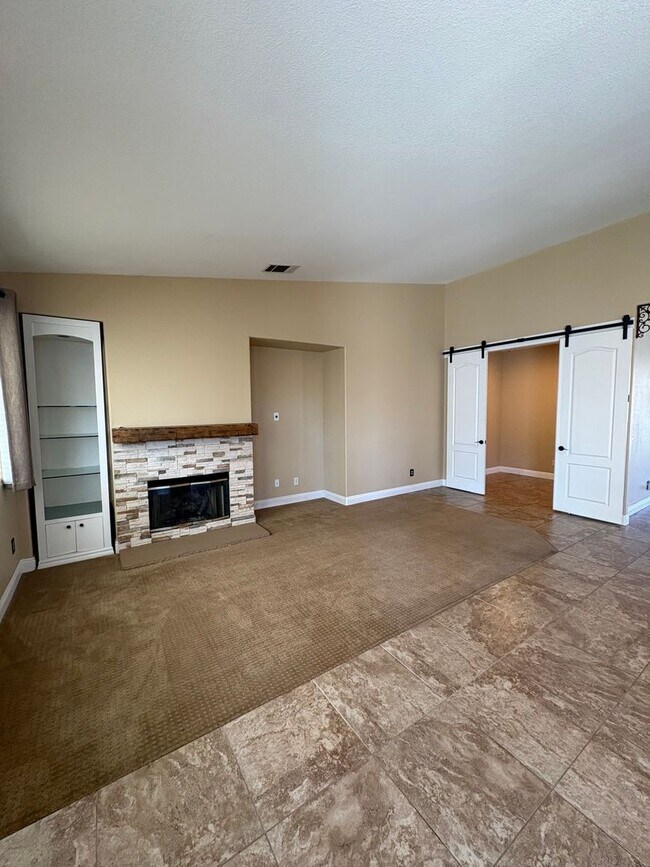 41196 Coolidge Cir photo 4