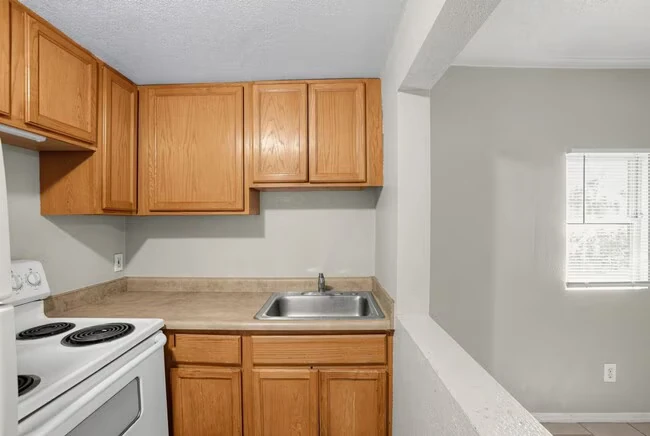 1524 W Monroe St Phoenix, AZ 85007 photo 4