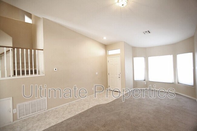 6153 W Echo Ln Glendale, AZ 85302 photo 4