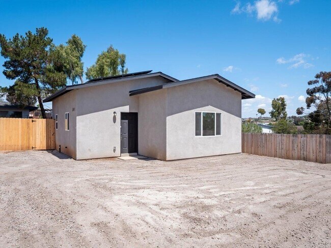 2321-2327 Prospect St National City, CA 91950