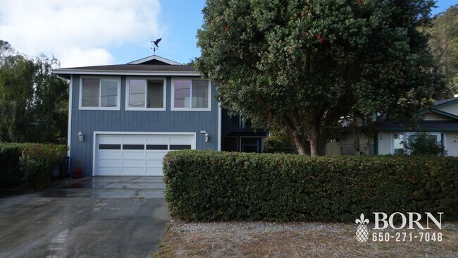 731 Santiago Ave Half Moon Bay, CA 94019 photo 2