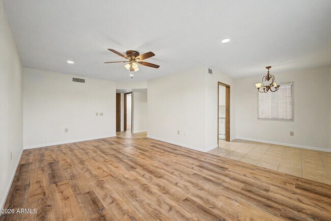 13622 N 98th Ave Sun City, AZ 85351 photo 5