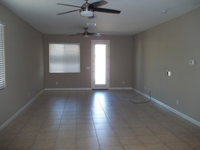 41094 W Somers Dr Maricopa, AZ 85138 photo 4