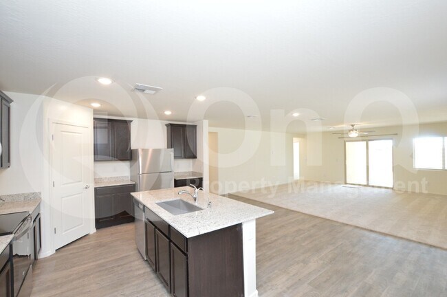 2481 N Mcdonald Ln Casa Grande, AZ 85122 photo 4
