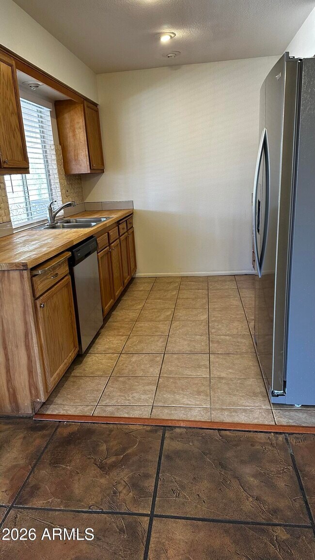 14630 N Cameo Dr Sun City, AZ 85351 photo 5