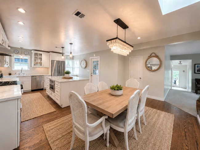 4405 Santa Monica Ave San Diego, CA 92107 photo 3