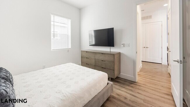8200 W Encanto Blvd Phoenix, AZ 85035 photo 3