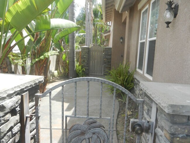 3211 Rancho Quartillo Carlsbad, CA 92009 photo 4