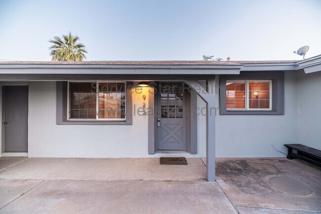 923 E Wesleyan Dr Tempe, AZ 85282 photo 3