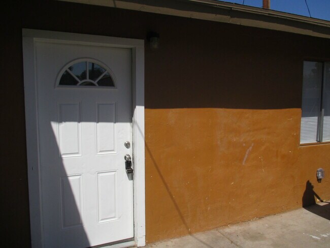 2506 N 29th St Phoenix, AZ 85008