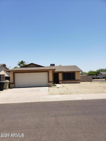 5425 N 74th Dr photo 3