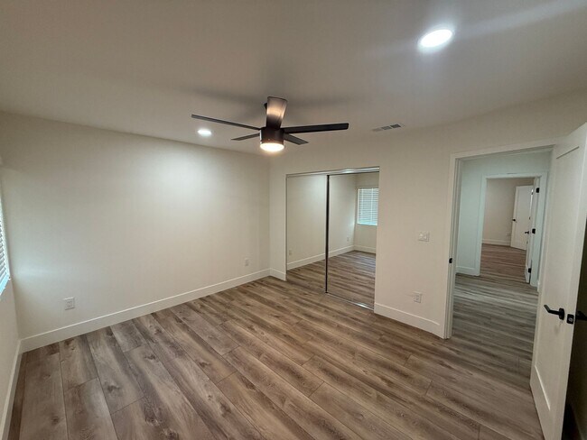 5077 Rockford Dr San Diego, CA 92115 photo 5