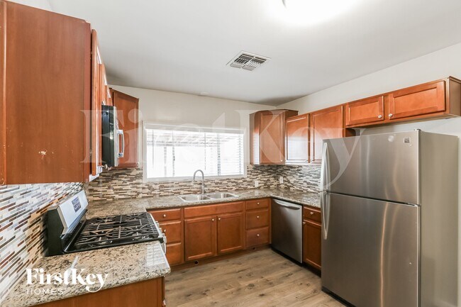 1822 N 21st Pl Phoenix, AZ 85006 photo 5