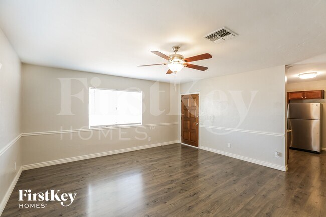 1822 N 21st Pl Phoenix, AZ 85006 photo 3