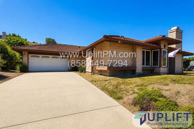17837 St Andrews Dr Poway, CA 92064 photo 2