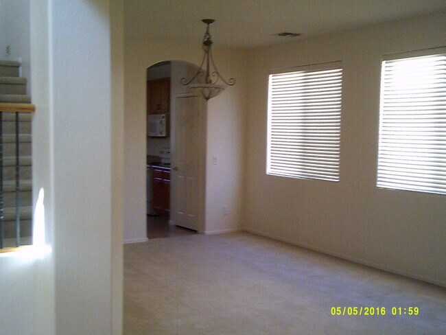 15620 W Shangri La Rd photo 4