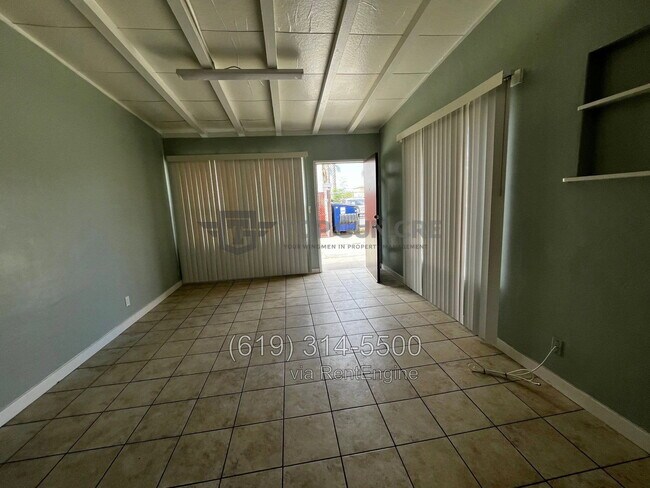 518 I Ave National City, CA 91950 photo 2