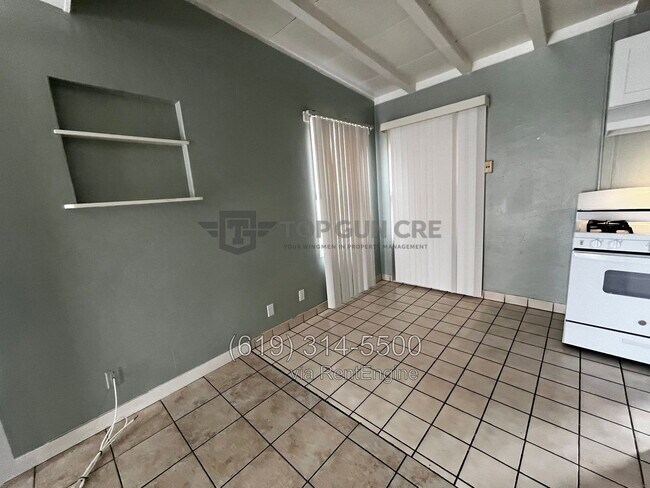 518 I Ave National City, CA 91950 photo 3